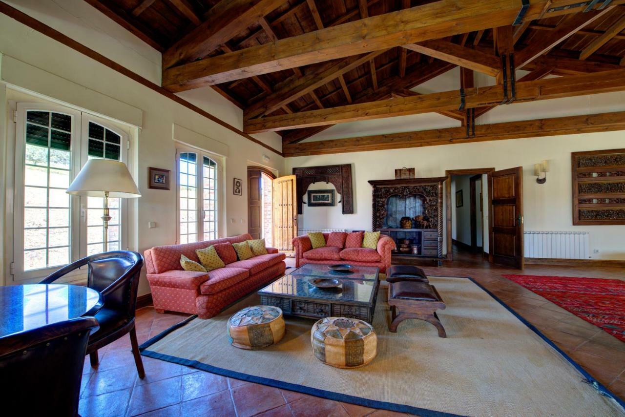 Finca El Piruetano โตเลโด ภายนอก รูปภาพ